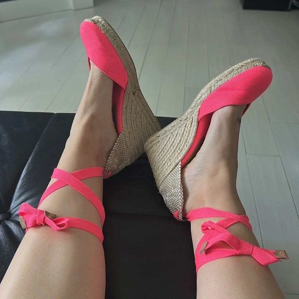 Castaner Espadrilles Wedges Sandals Wrap Around Shoe Lace Up Neon Pink Size US 9